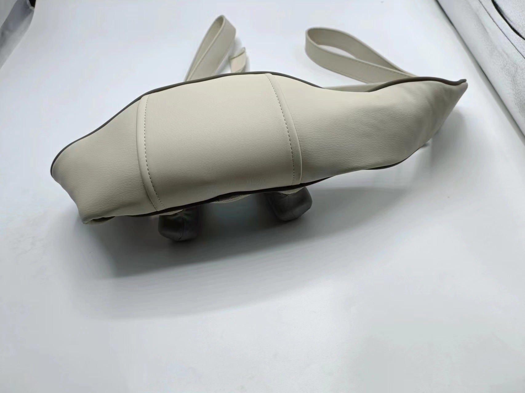 USB Charging Neck Massager Trapezoid Muscle Shoulder Neck Waist Back Shawl Neck Kneading Whole Body Massage Instrument